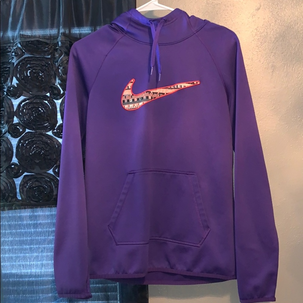 Nike sweatshirt